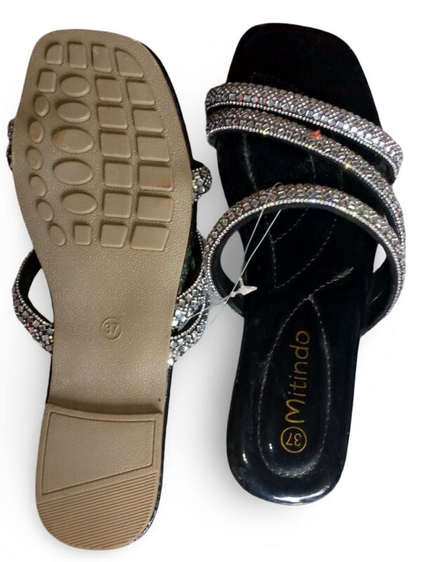Black sandals - Image 2